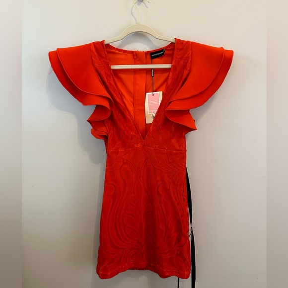 RED LACE RUFFLE DETAIL PLUNGE BODYCON DRESS - Picture 3 of 5